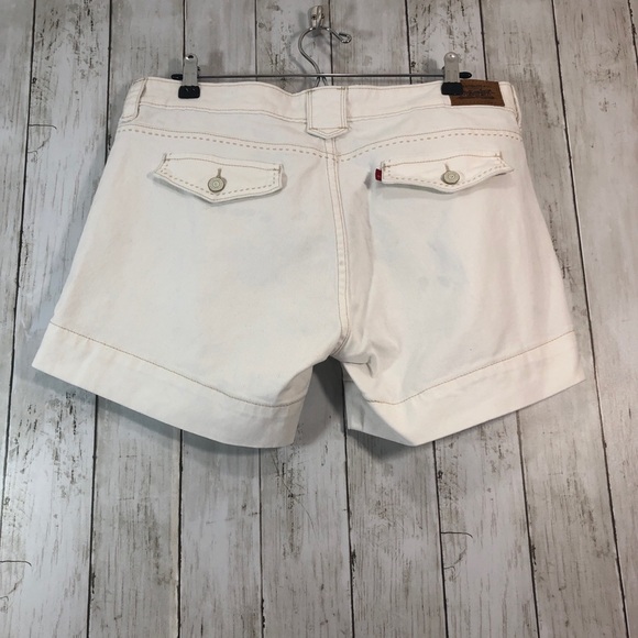 Levi’s 545 White 4” Shorts 12M - Picture 2 of 11